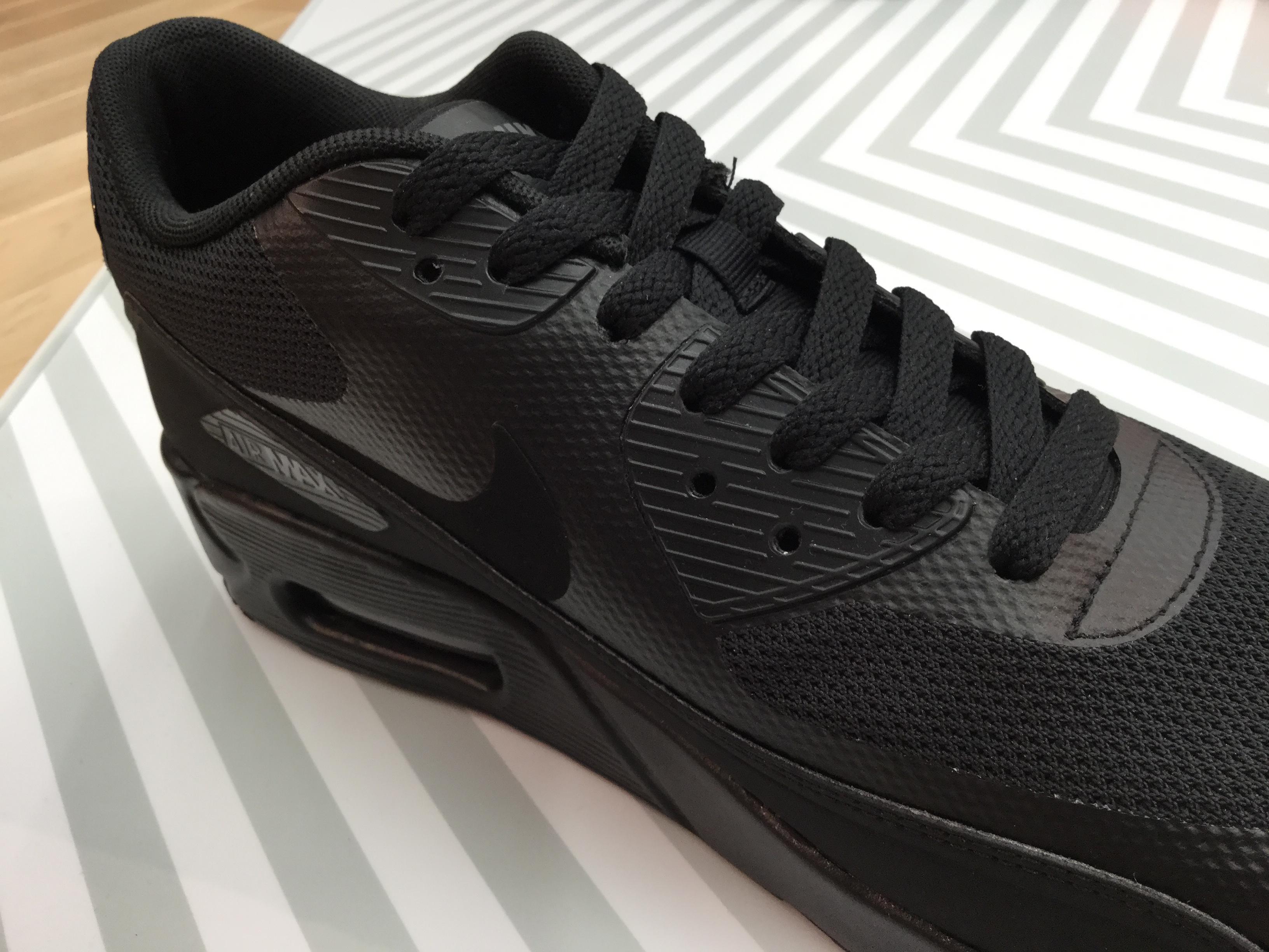 Nike air max deals 9 ultra essential 2.